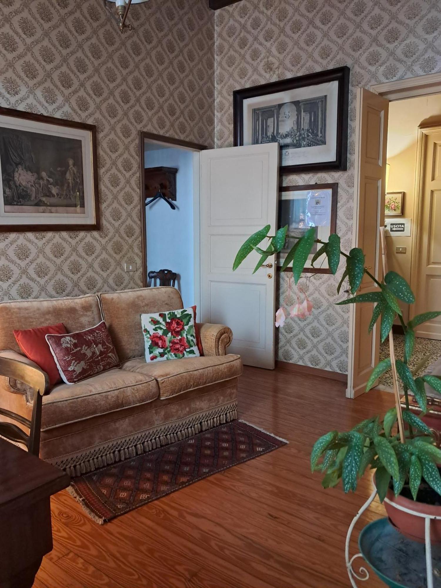 Bed & Breakfast Chiara San Sebastiano Curone Exteriör bild