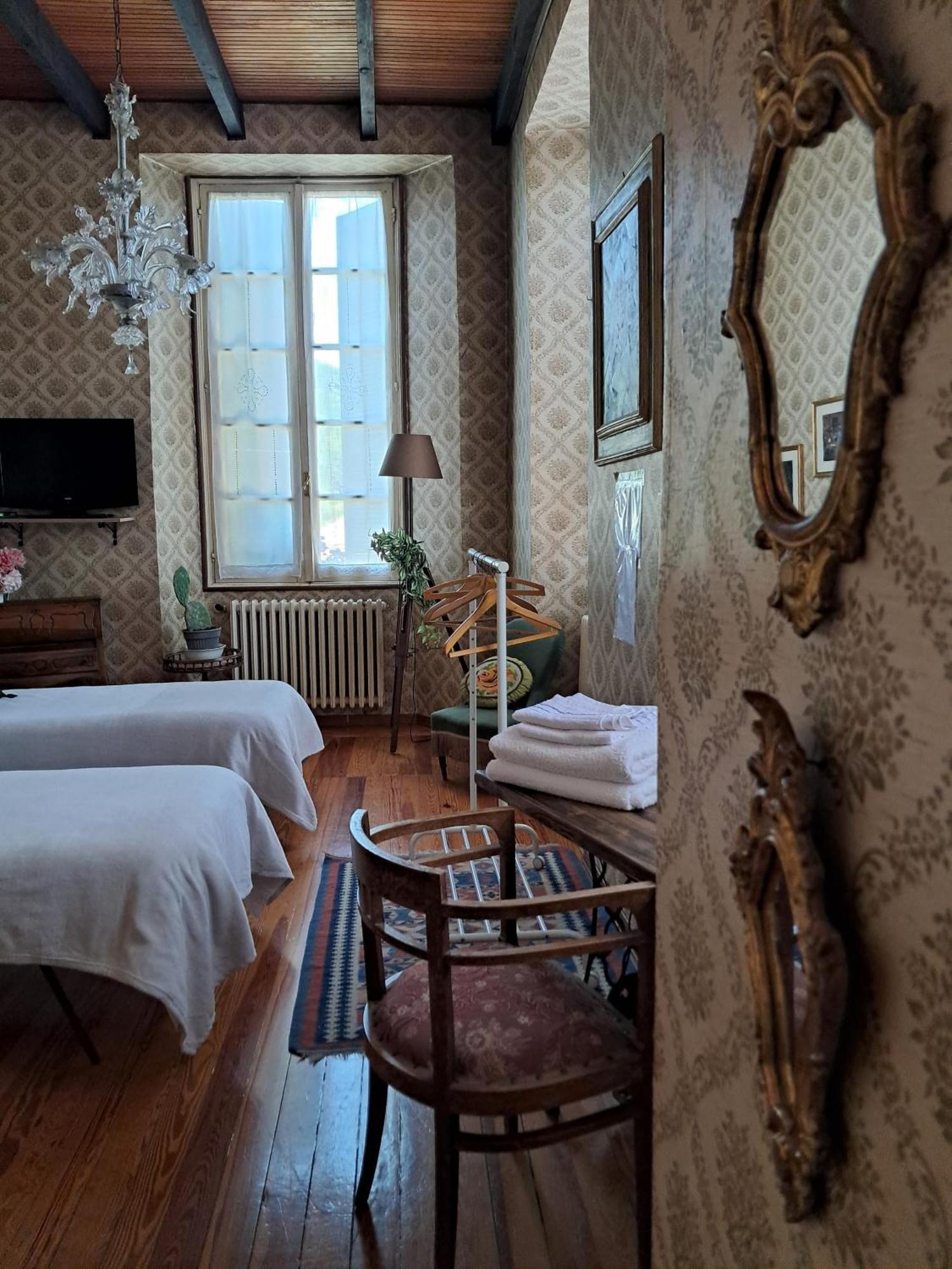 Bed & Breakfast Chiara San Sebastiano Curone Exteriör bild